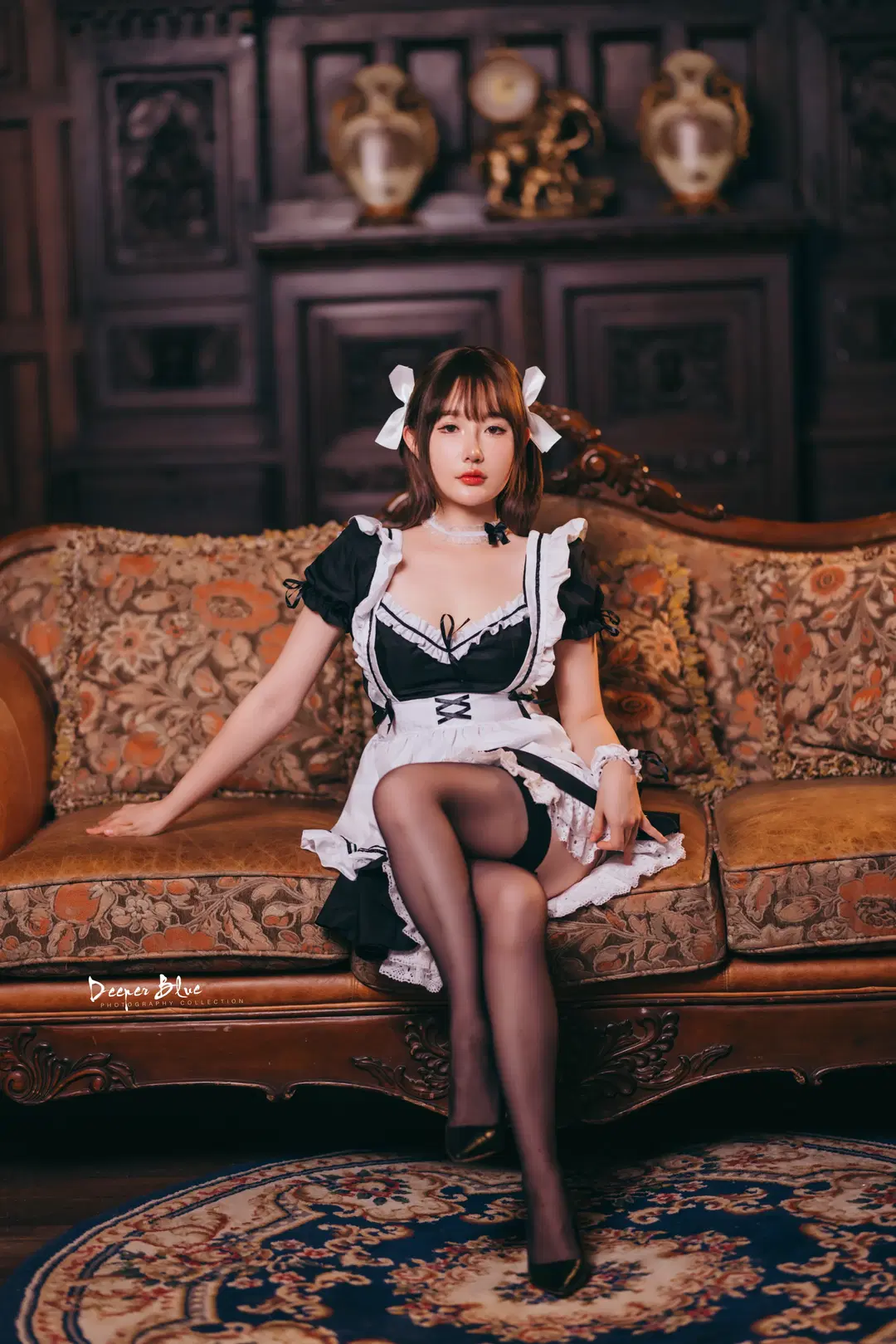 レトロ撮影, メイド服コスプレ, 屋内ポートレート, 黒スト写真, 撮影会の日常
