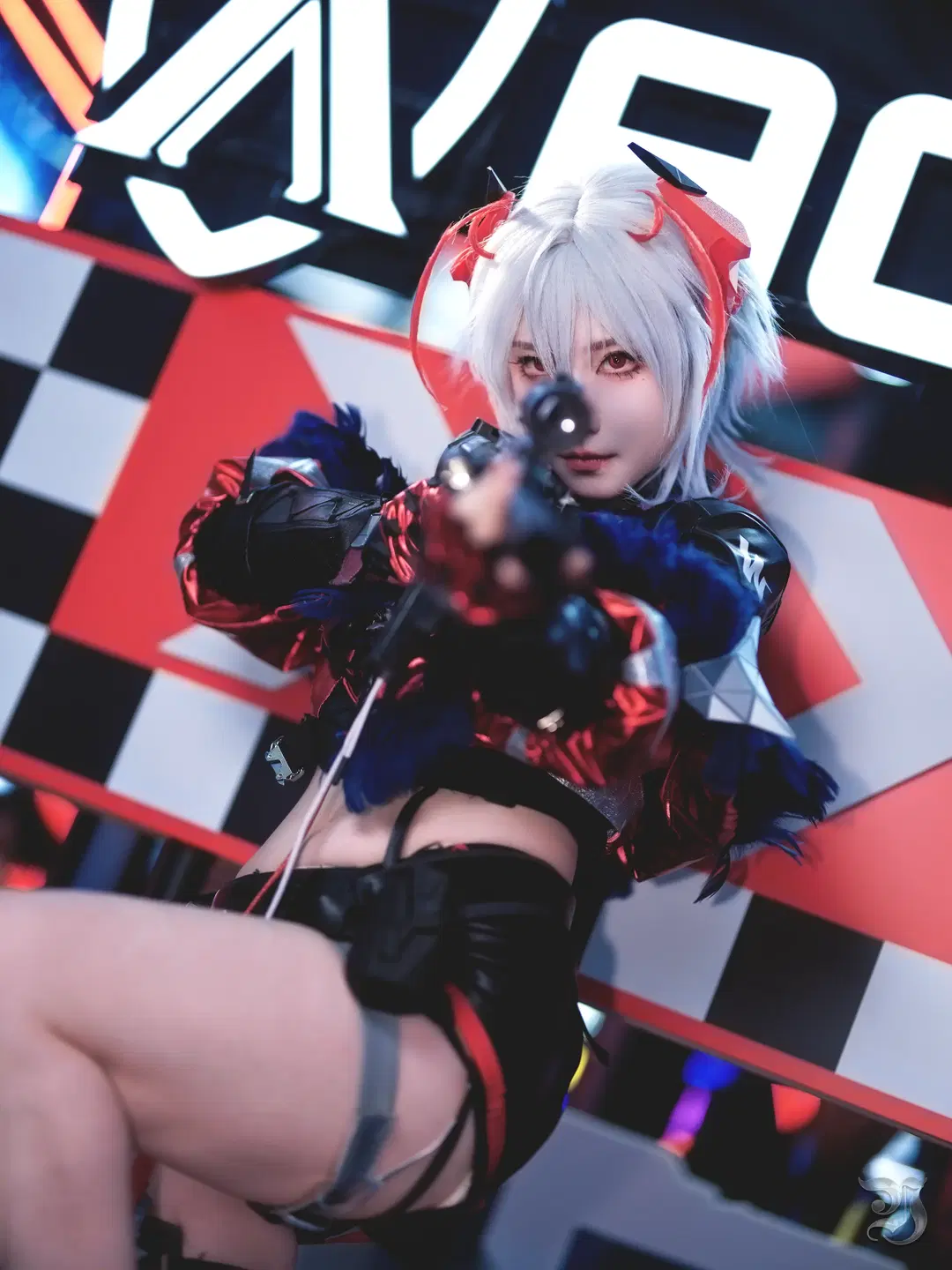【麦晓雯cos】三角洲行动 x 明日方舟 战术狂欢 - 跃动的小黑马 - 第6张