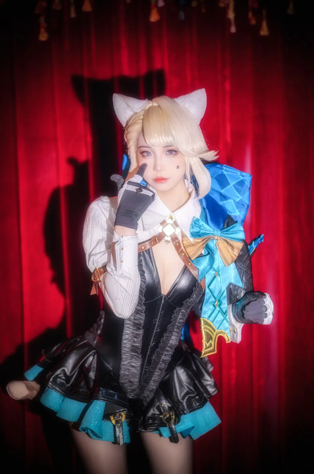 [Lynette Cosplay] Genshin Impact Stage magician Look Showcase by 神父 - Image 5