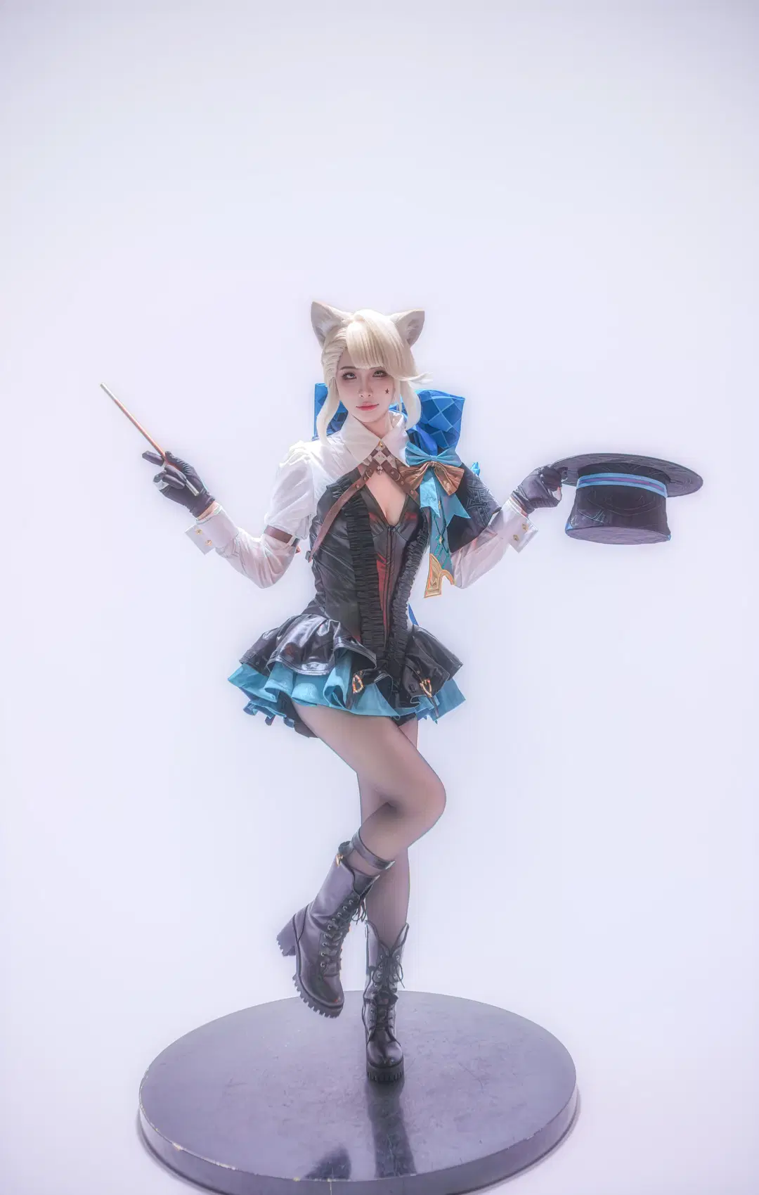 原神, 琳妮特cos, 二次元cosplay, 黑丝, 魔术师cos
