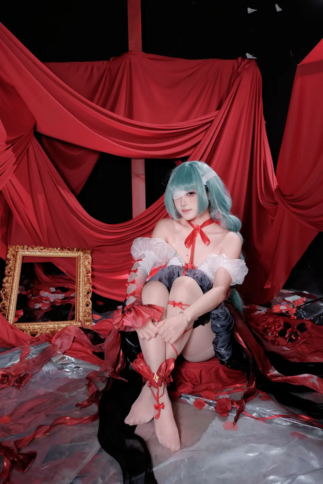 【Phrolova cosplay】Wuthering Waves Red & Black Theatrical Style Dark Aesthetic Sharing by 鹿野奈奈 - Image 2