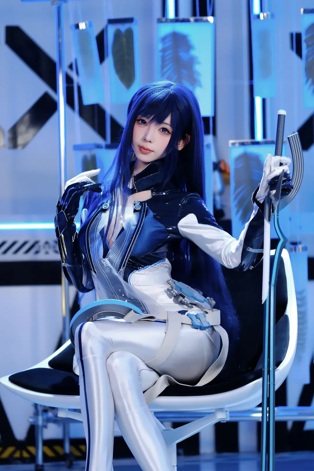[Raven cosplay] The Chilling Allure Where Stellar Blade Collides with NIKKE by Tsubaki - Image 3