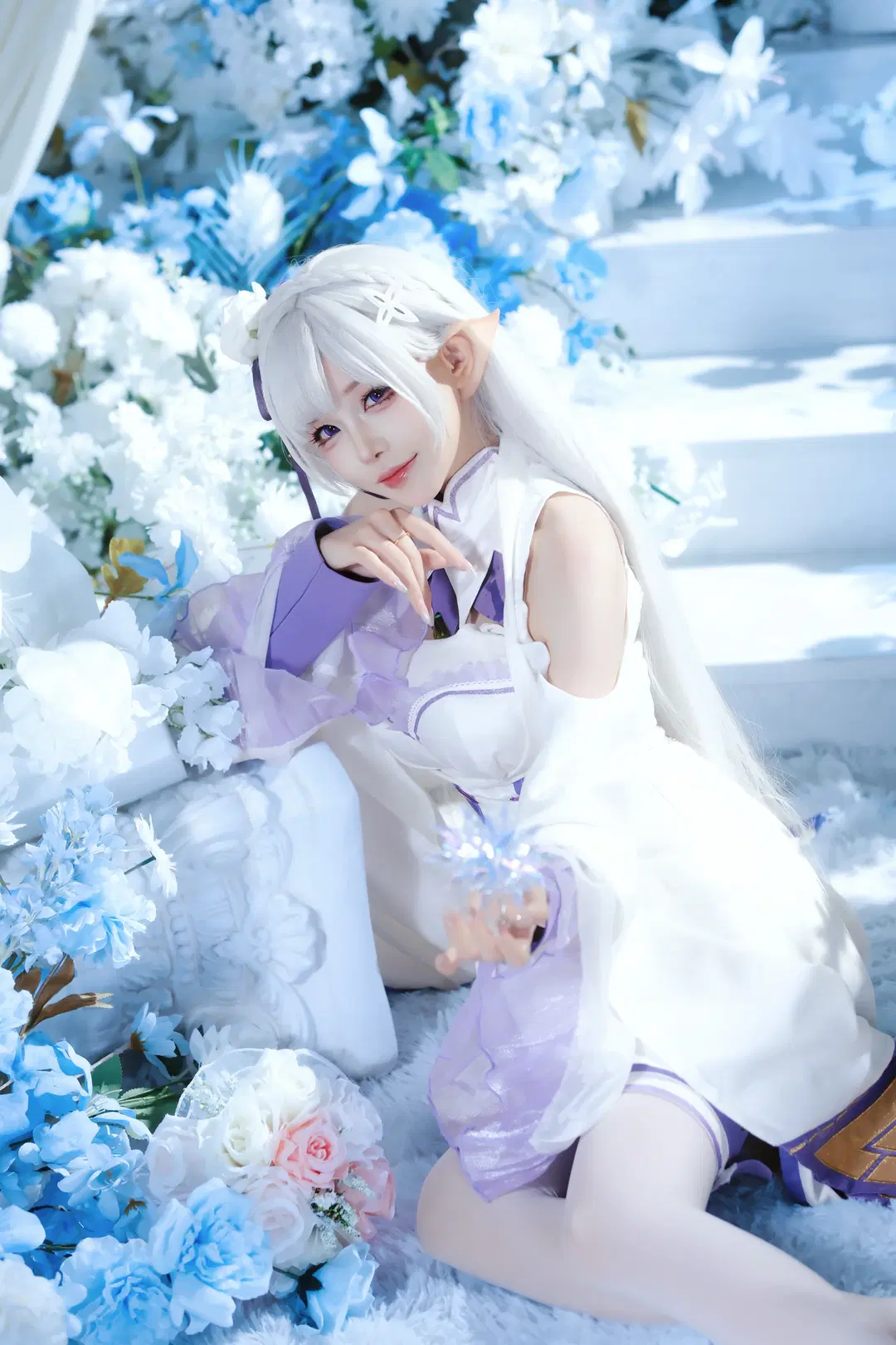 [Emilia cosplay] Re:Zero − Starting Life in Another World, Ice and snow theme of the pure white elf by Tsubaki - Image 2