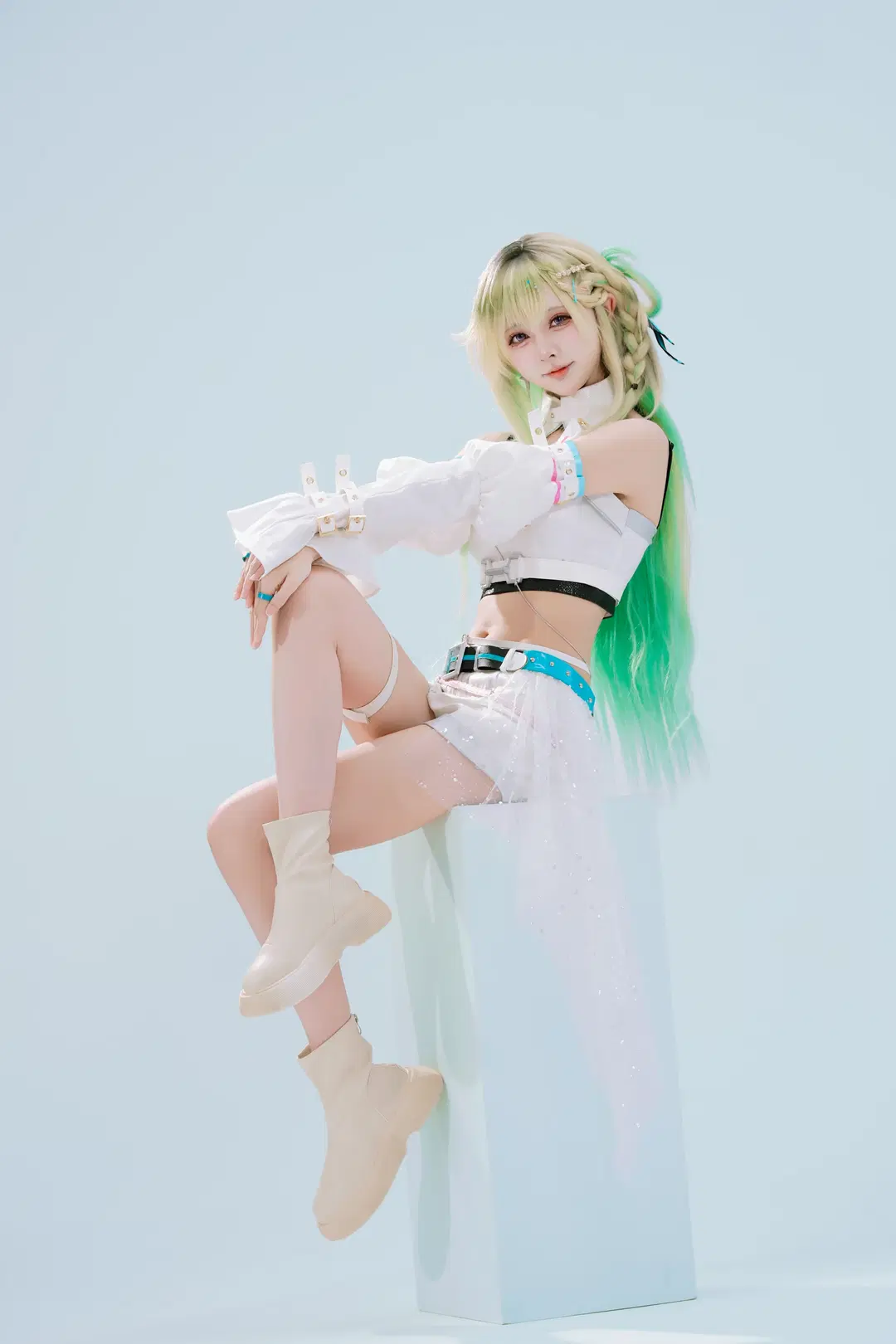 【琳奈cos】鸣潮Solar5新成员琳奈，打歌服初舞台 - Tsubaki - 第6张