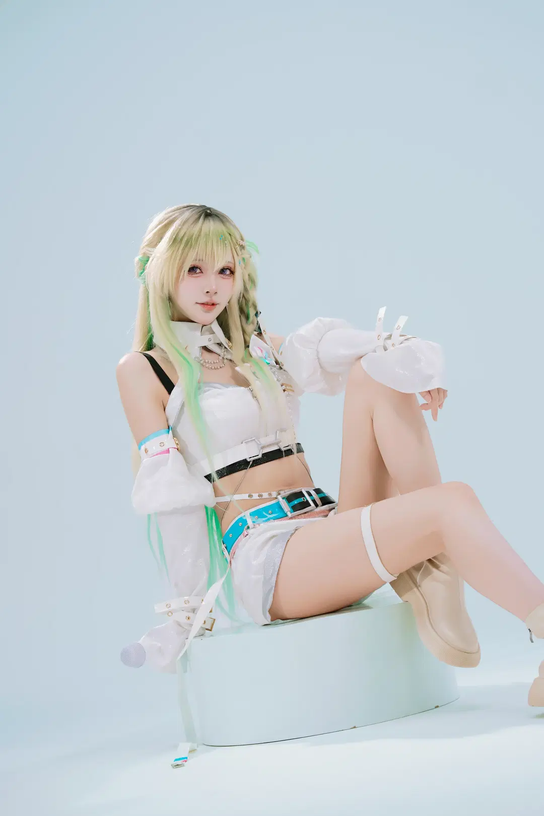 Wuthering Waves, Lynae cosplay, Stage-style cosplay, Solar5, Wuthering Waves girl group