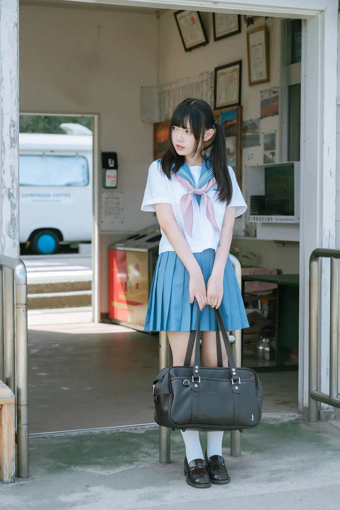 Summer JK Uniform Photoshoot: The Seaside Shimonada Station in Iyo Is Absolutely Picture-Perfect by HIRO_午饭饭 - Image 12