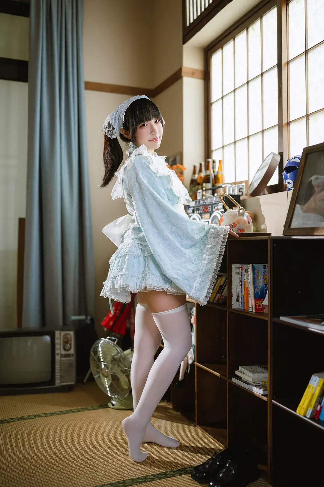 Mint White Chocolate Themed Photoshoot: Luminous Wooden Cabin Paired with Pale Blue Dress and White Stockings by HIRO_午饭饭 - Image 10