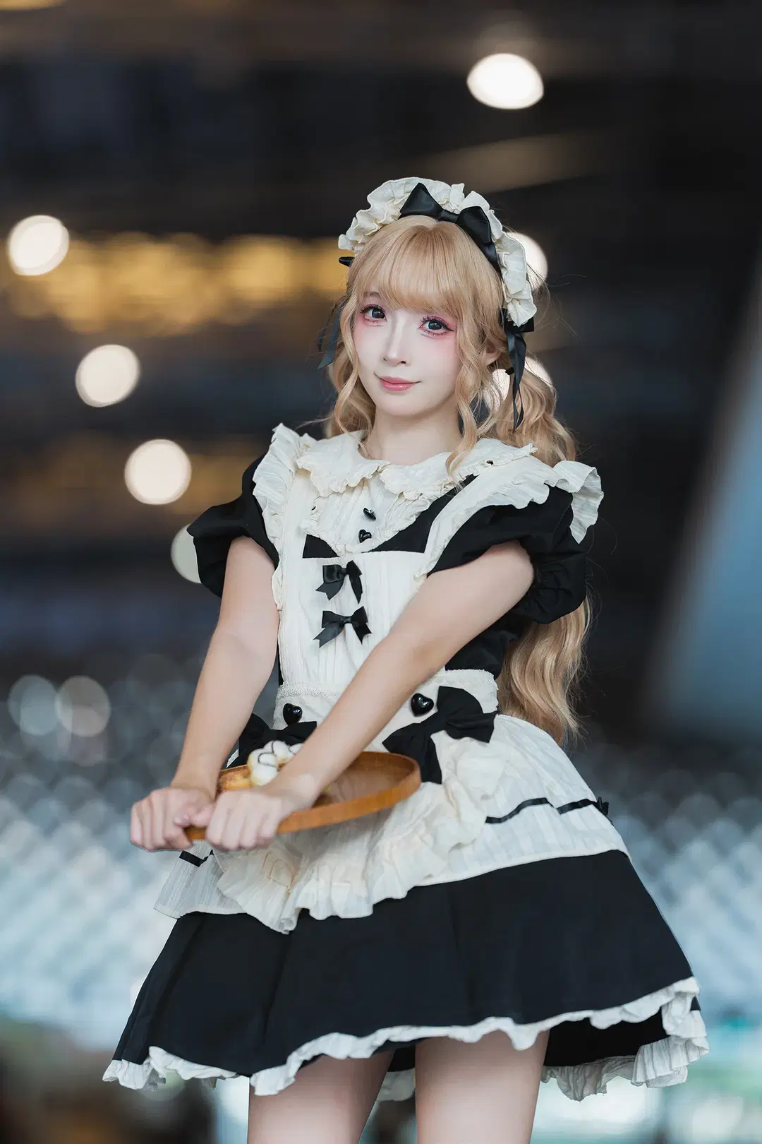 唯卓仕展台黑白女仆装cosplay拍摄体验 - HIRO_午饭饭 - 第3张