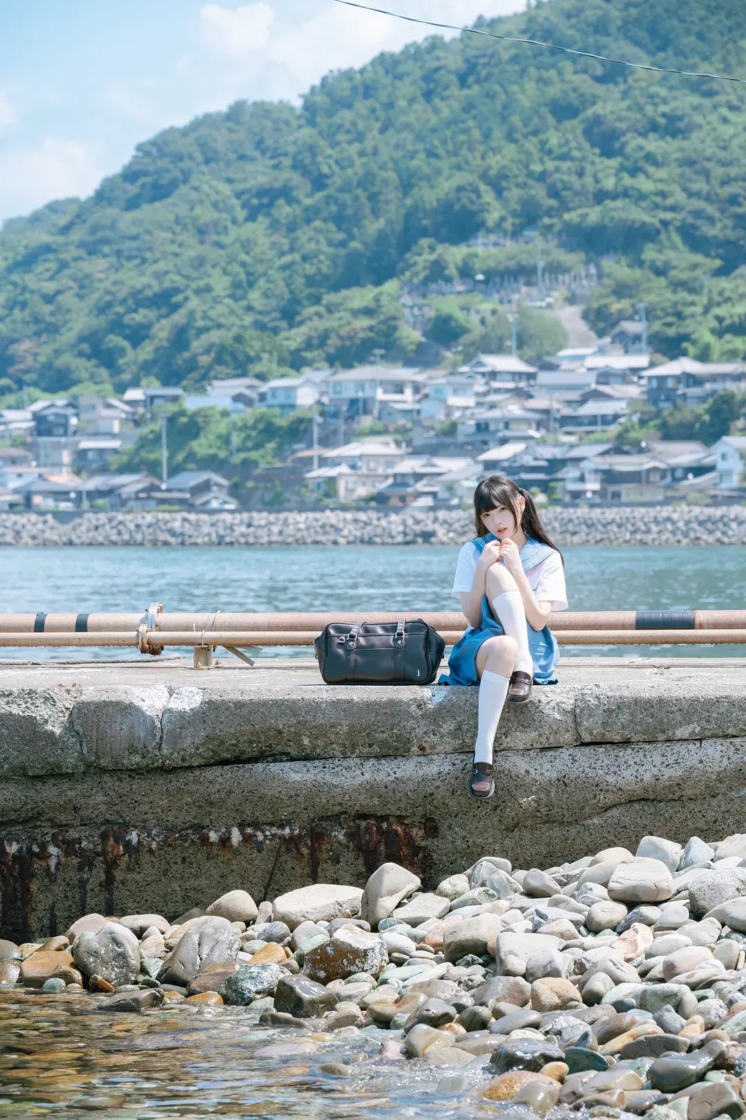 海边水手服双马尾，正午顶光下的日系氛围感写真 - HIRO_午饭饭 - 第3张