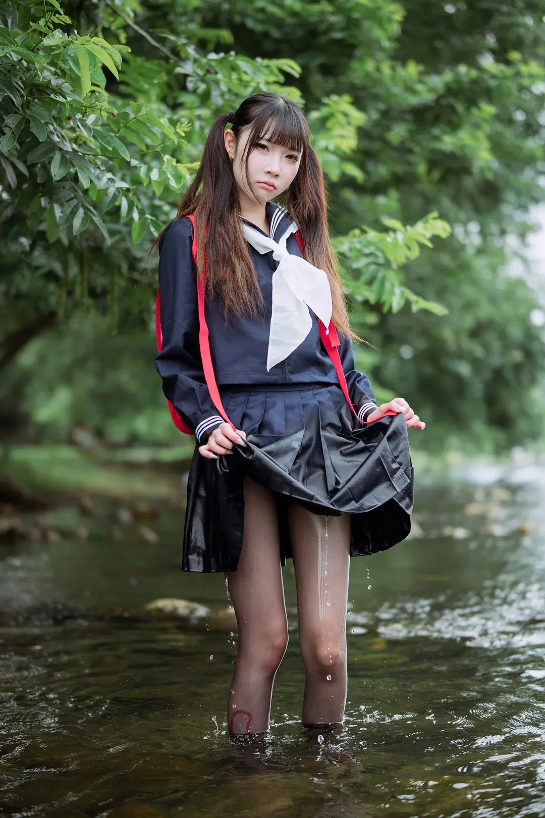 JK制服, 黑丝, 双马尾, 水手服cos, 夏日溪流写真