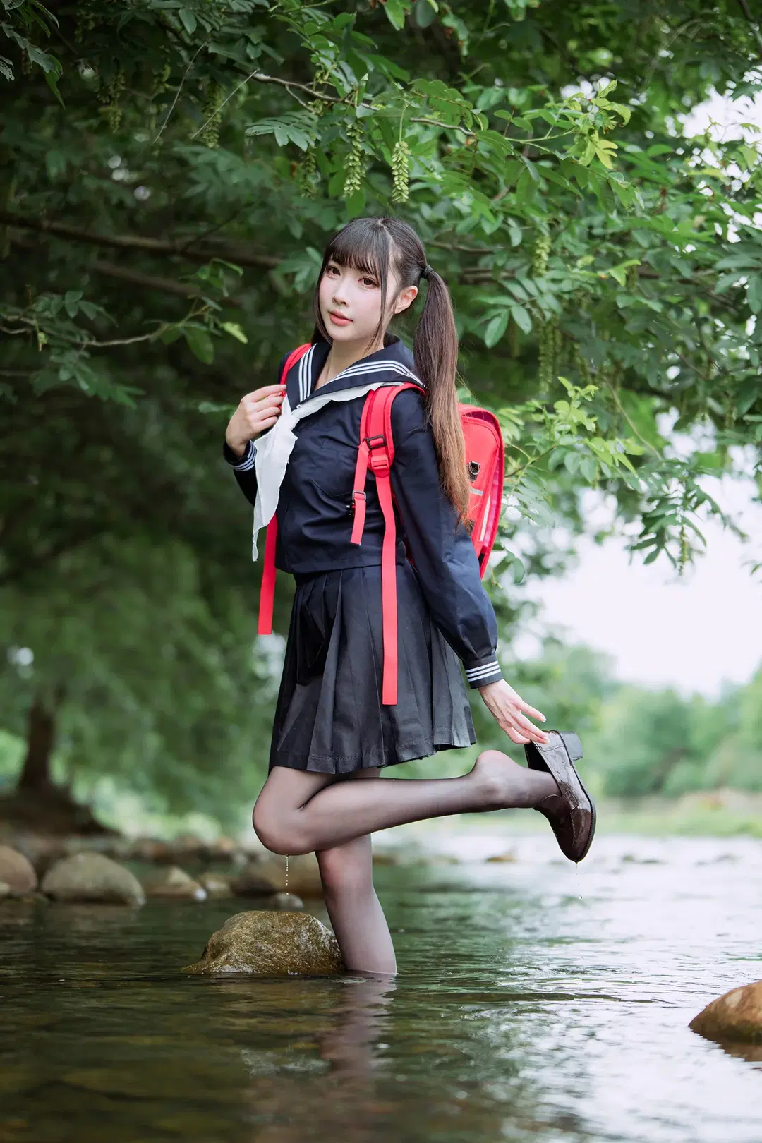 安吉的夏天，溪水里的水手服和黑丝 - HIRO_午饭饭 - 第3张