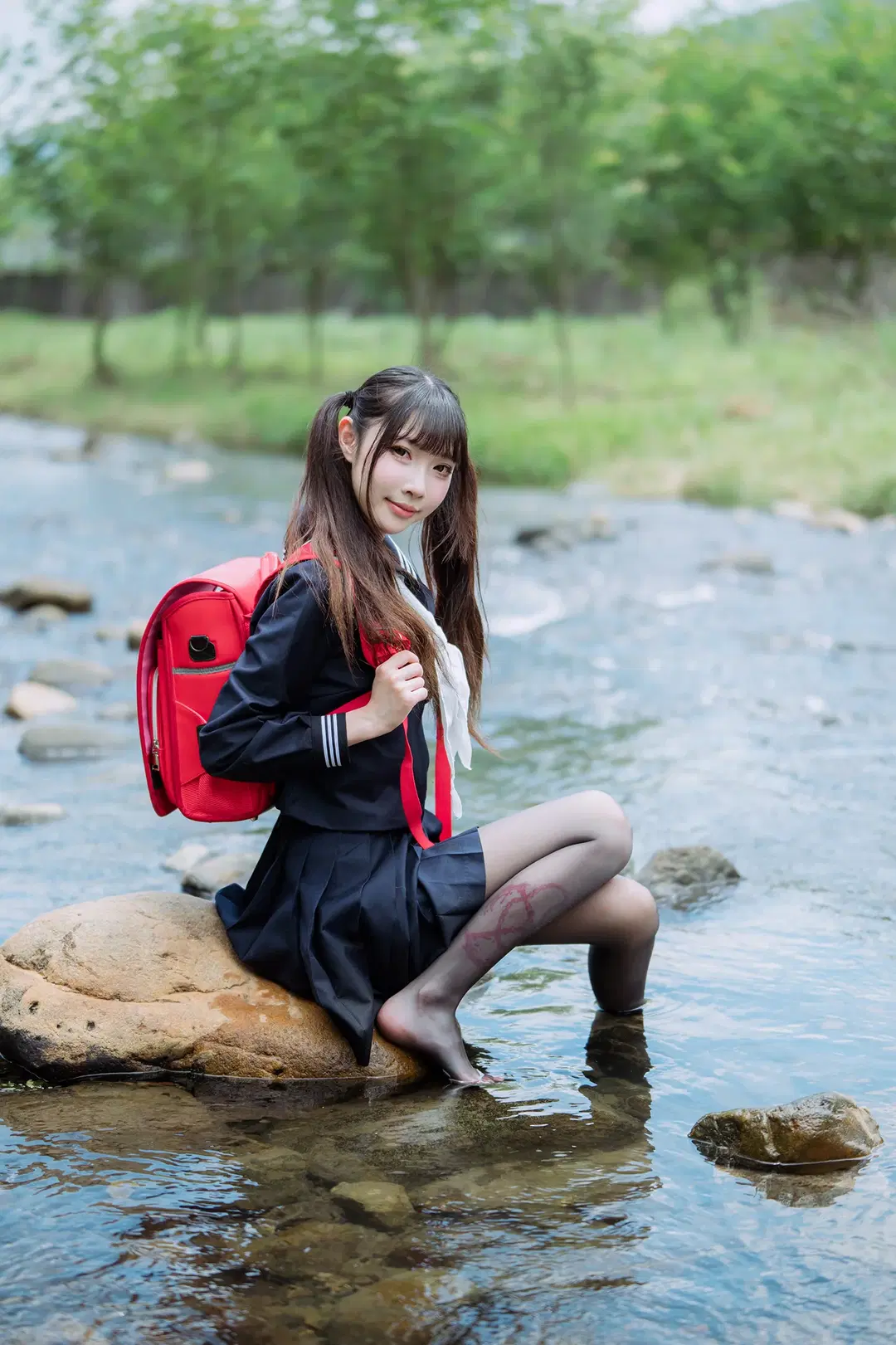 安吉的夏天，溪水里的水手服和黑丝 - HIRO_午饭饭 - 第6张