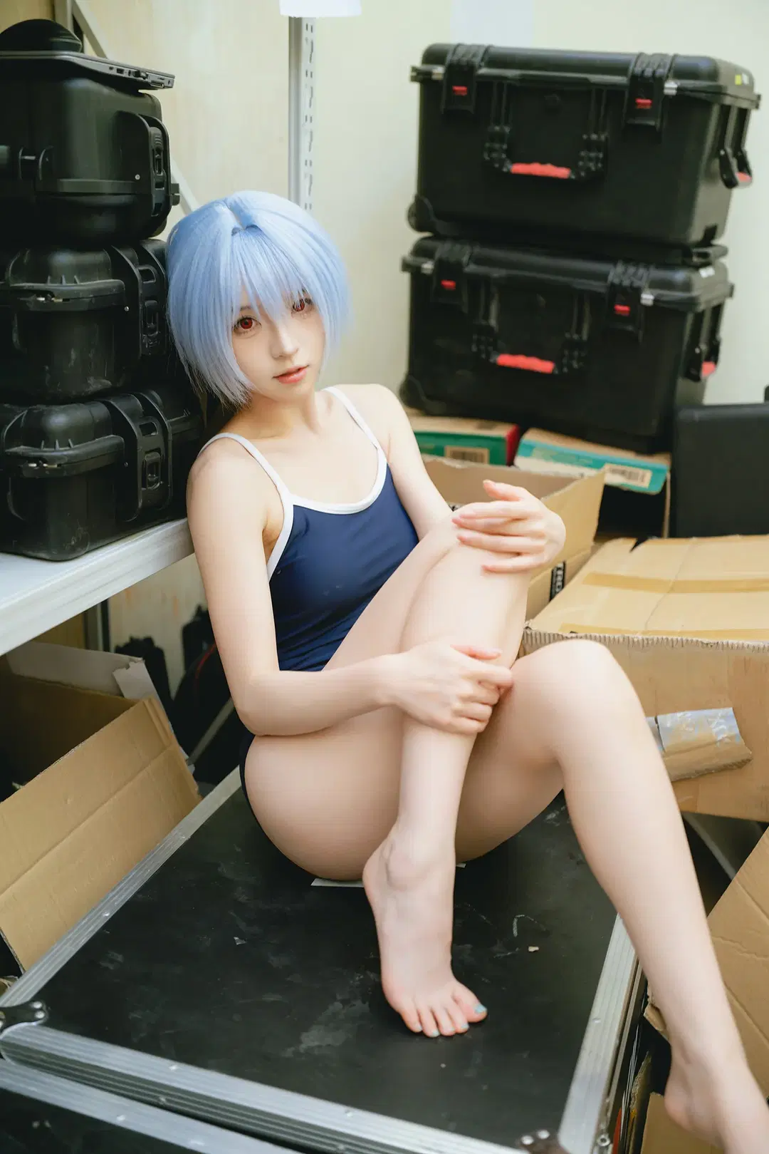 倉庫での青髪ショートと二次元ワンピース水着の撮影後記 - HIRO_午饭饭 - 5枚目