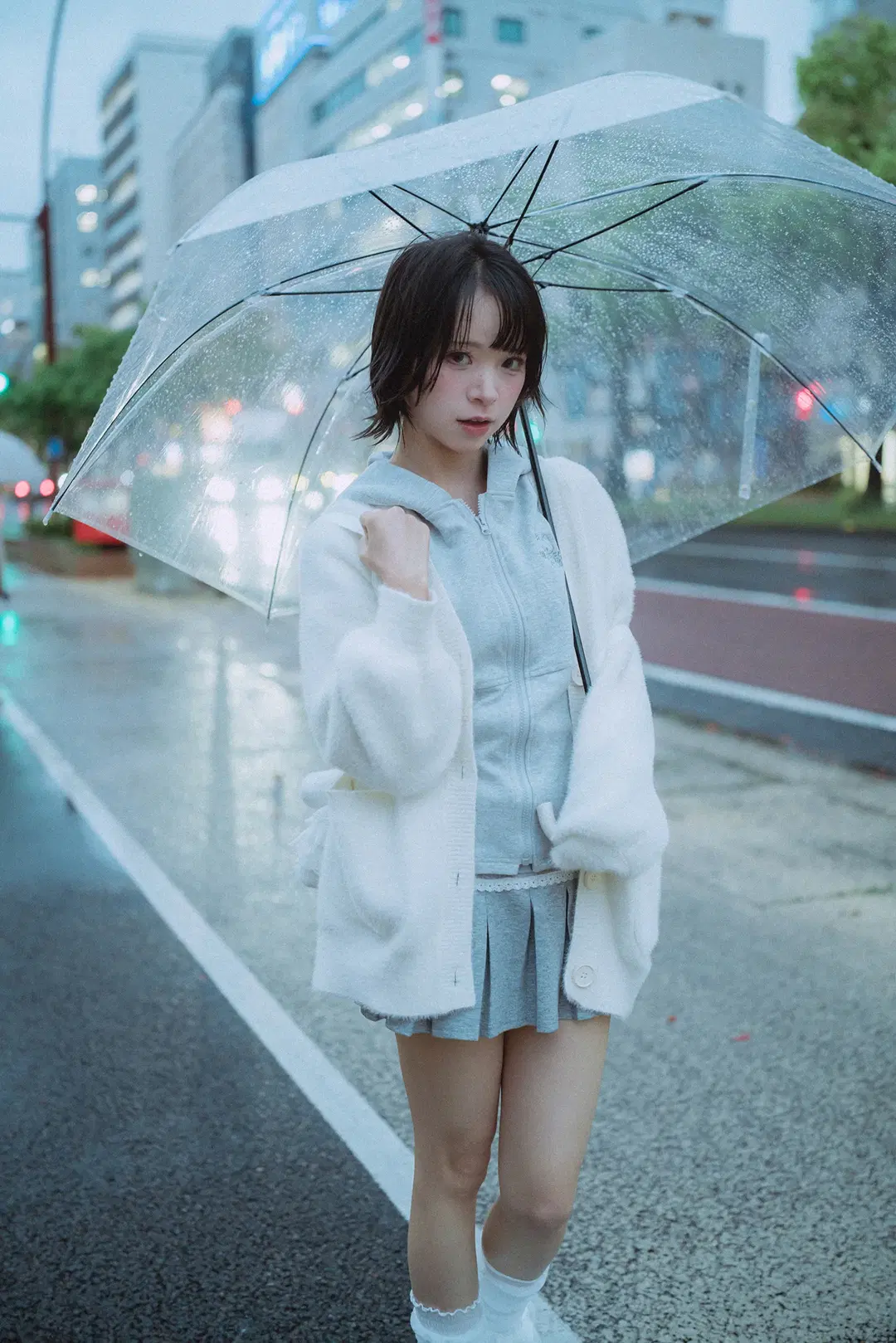 高松灯cos 雨夜电话亭氛围感写真 - HIRO_午饭饭 - 第3张