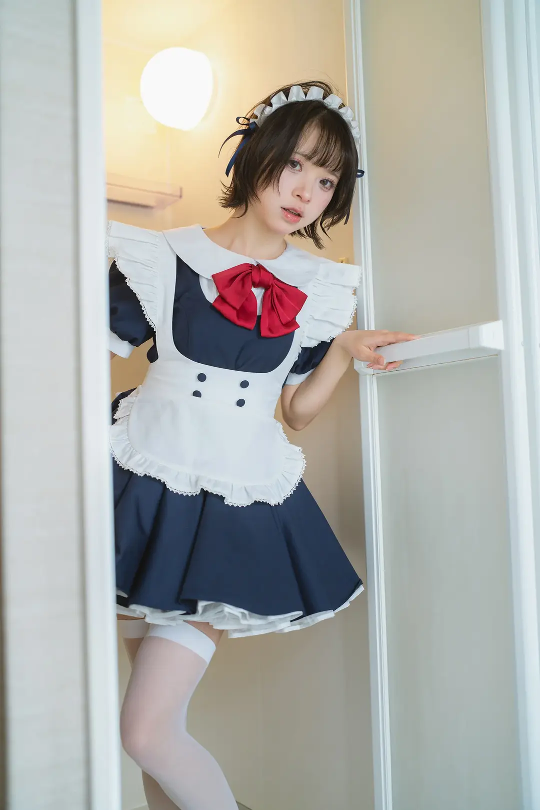 cosplay摄影, 女仆装cos, 白丝过膝袜, 浴室写真, 索尼A7R3 - 第4张