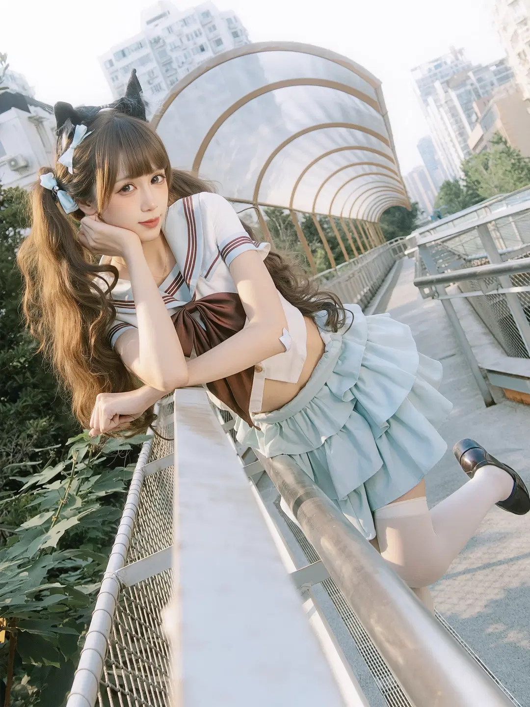 夏日楼梯间的双马尾水手服少女写真 - 北面色影 - 第12张