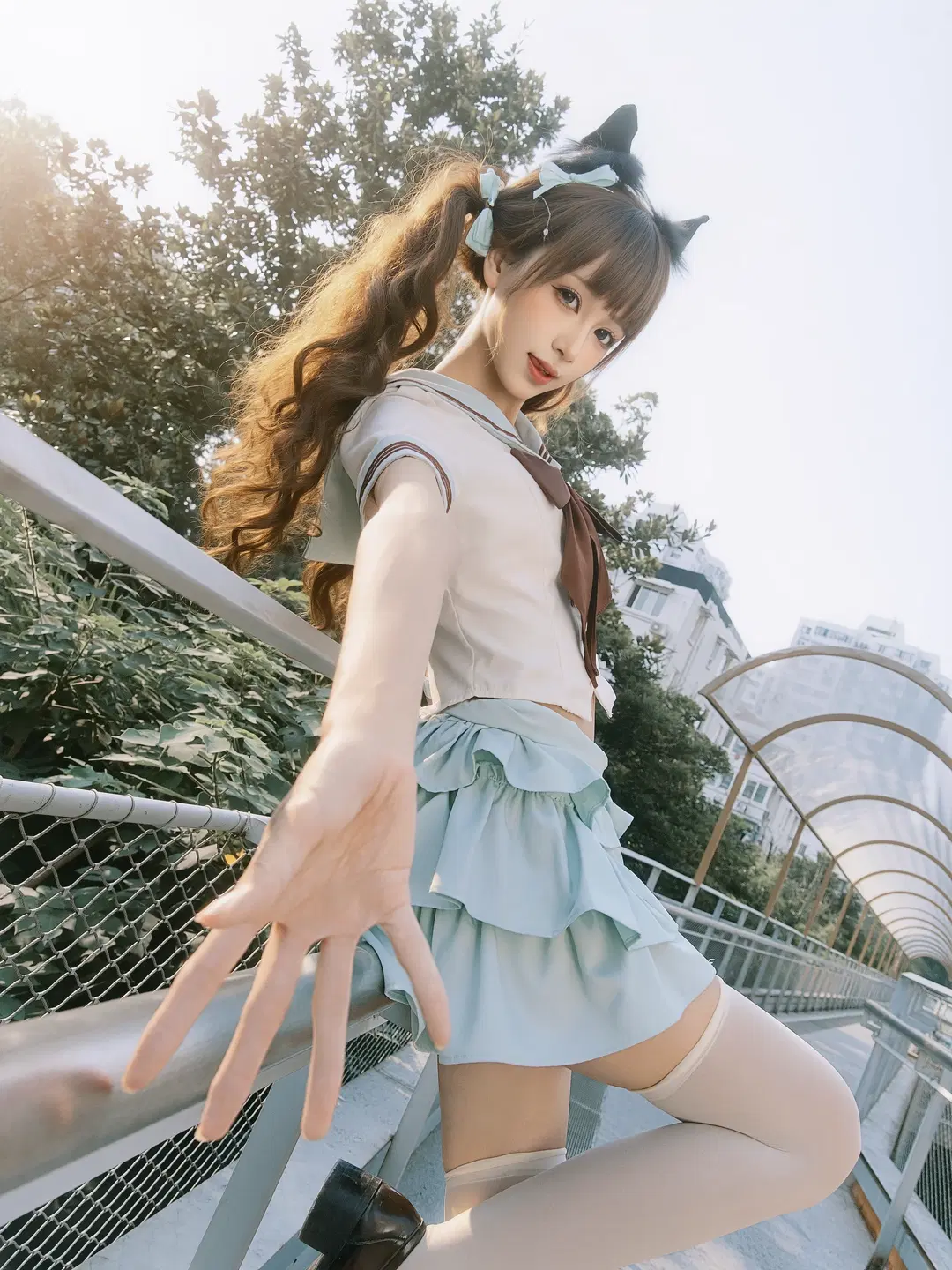 夏日楼梯间的双马尾水手服少女写真 - 北面色影 - 第17张