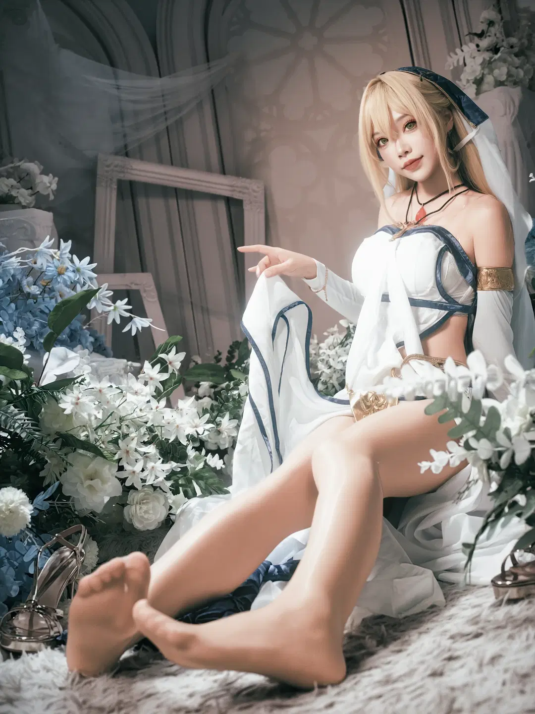 【聖女cos】哥布林殺手：白紗下的高開叉與黑絲帶 - 北面色影 - 第18張