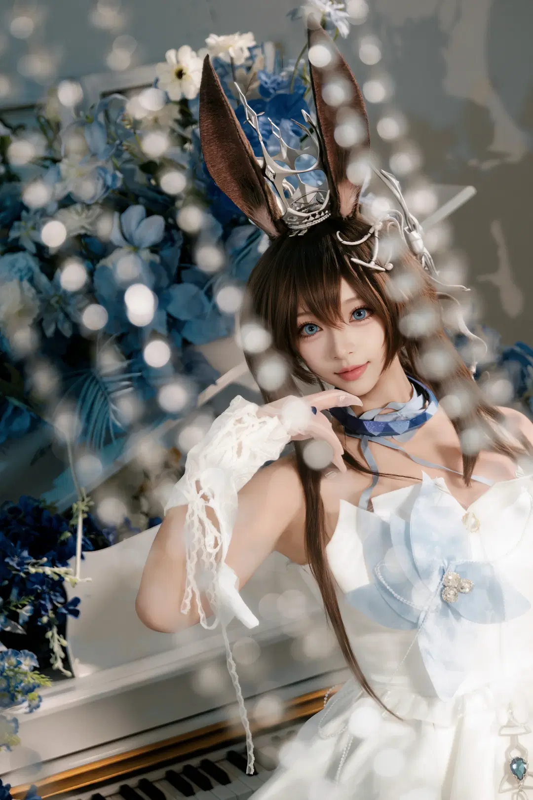 【アーミヤ コスプレ】『アークナイツ』ロドスの青き花海と音楽の旋律 - 北面色影 - 17枚目