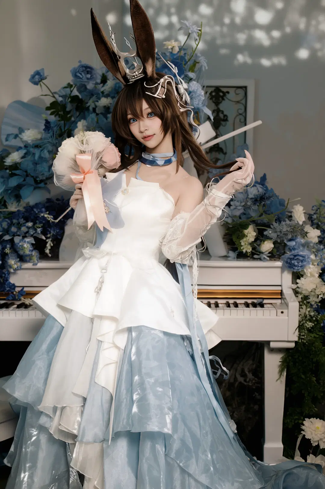 【アーミヤ コスプレ】『アークナイツ』ロドスの青き花海と音楽の旋律 - 北面色影 - 18枚目