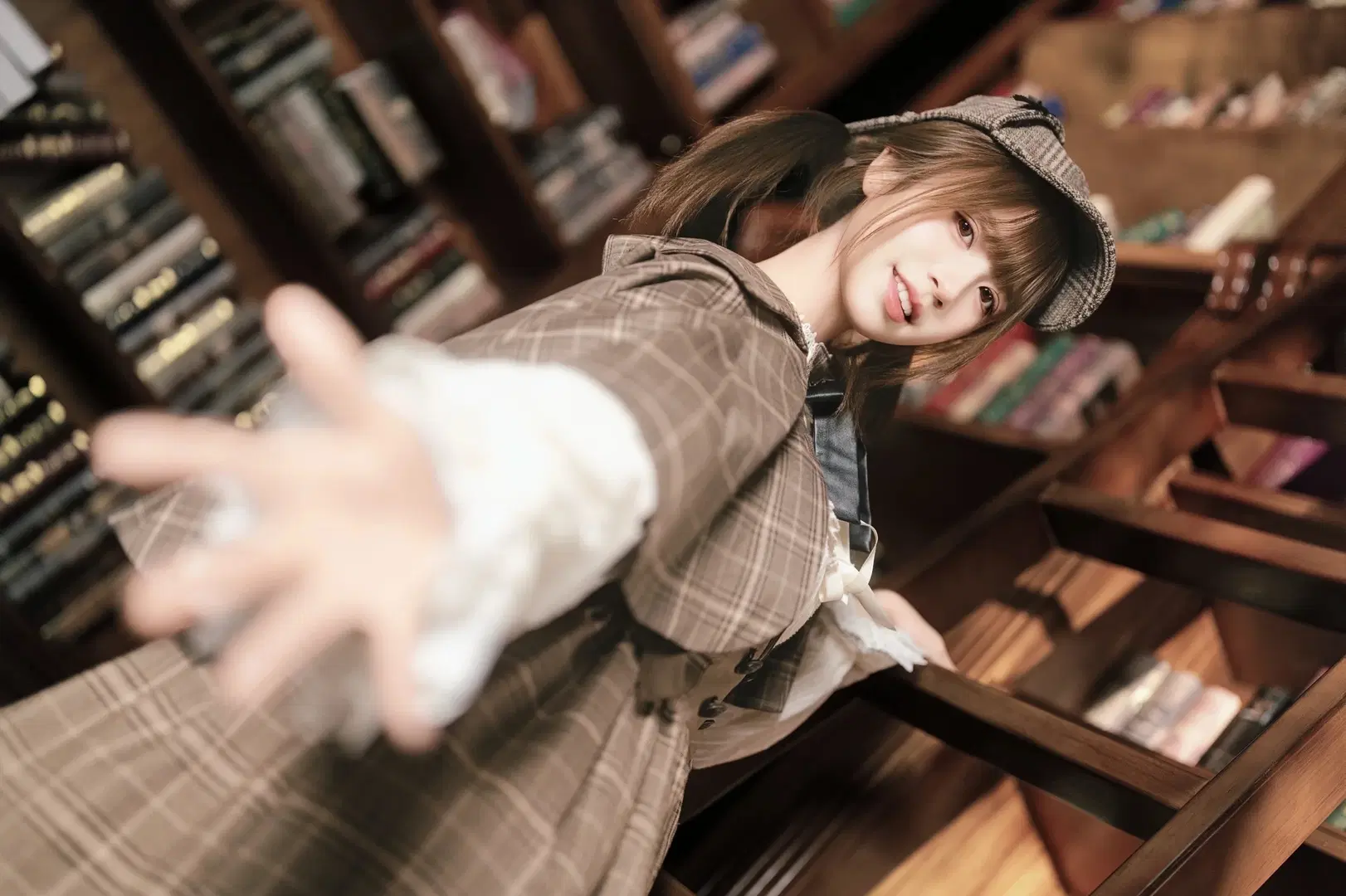 vintage detective style Cosplay: British collegiate style Infused with Bookish Charm and Sophistication by 北面色影 - Image 10