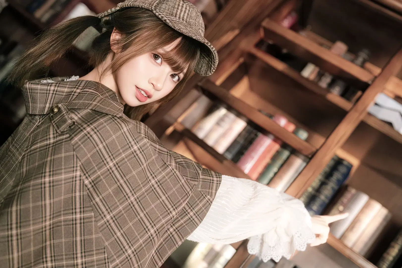 vintage detective style Cosplay: British collegiate style Infused with Bookish Charm and Sophistication by 北面色影 - Image 6