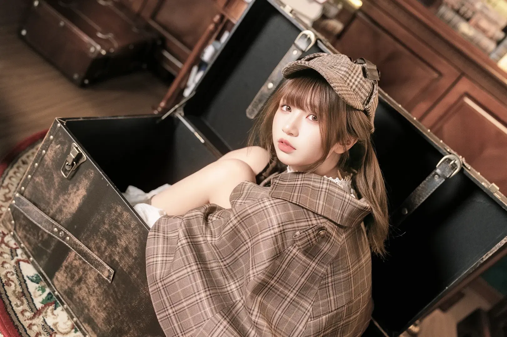 vintage detective style Cosplay: British collegiate style Infused with Bookish Charm and Sophistication by 北面色影 - Image 8