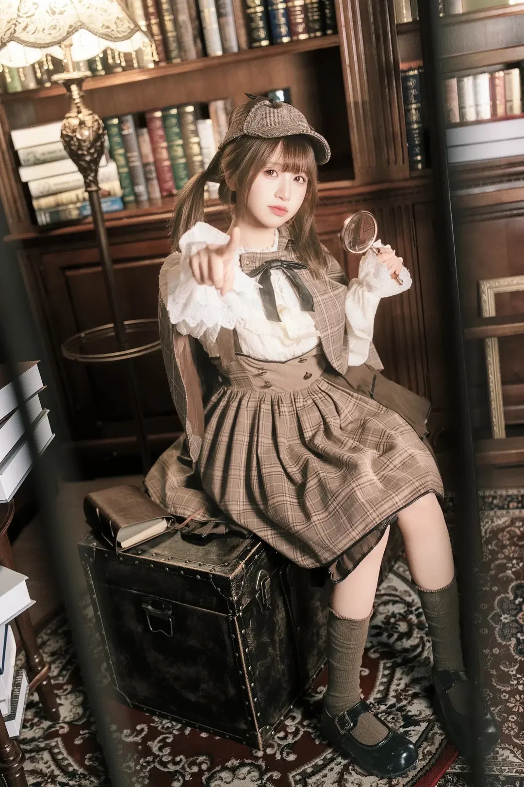 vintage detective style Cosplay: British collegiate style Infused with Bookish Charm and Sophistication by 北面色影 - Image 9