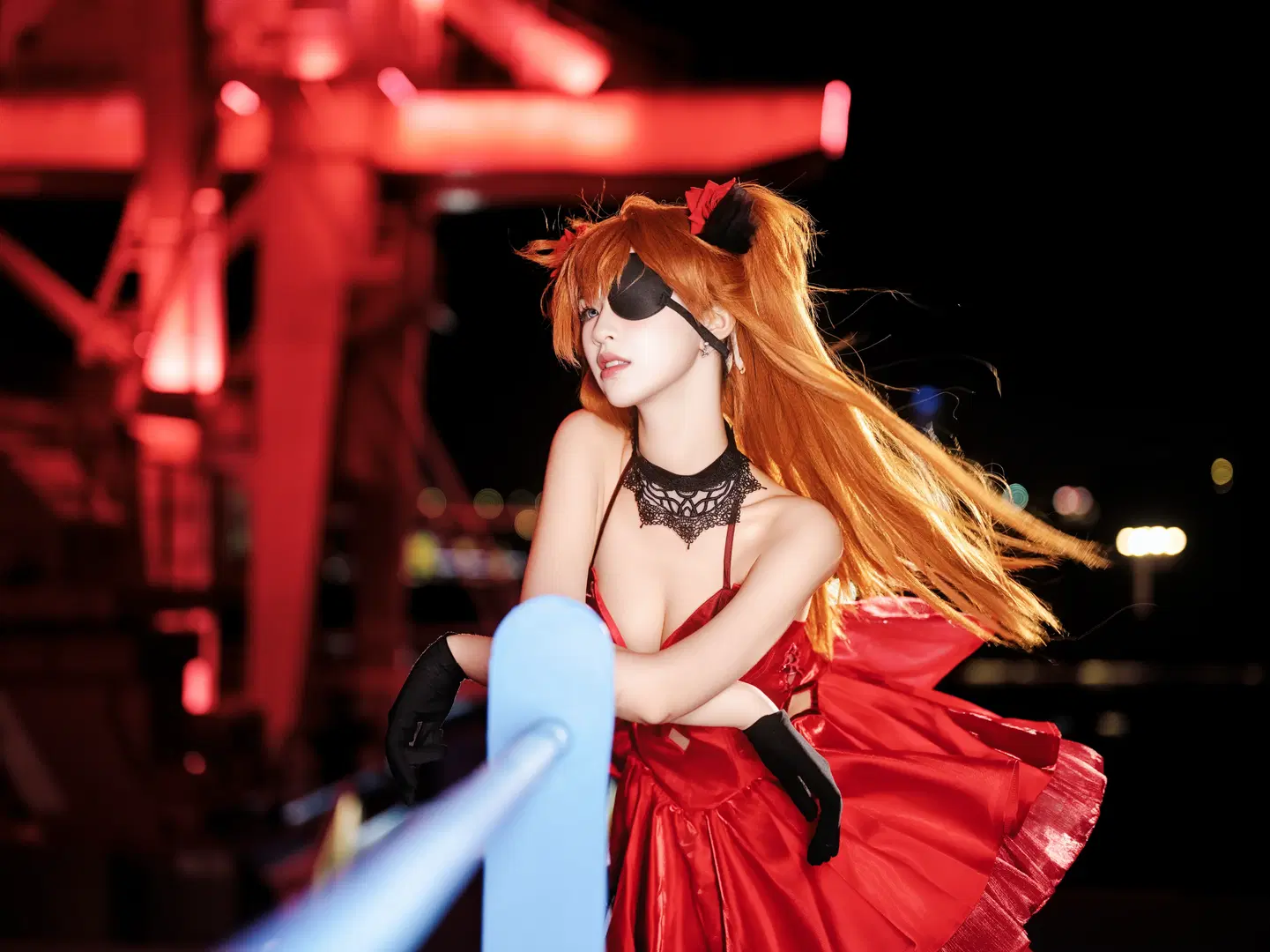 【アスカコスプレ】『新世紀エヴァンゲリオン』夜景に咲く真紅と漆黒の衝突 - 北面色影 - 4枚目