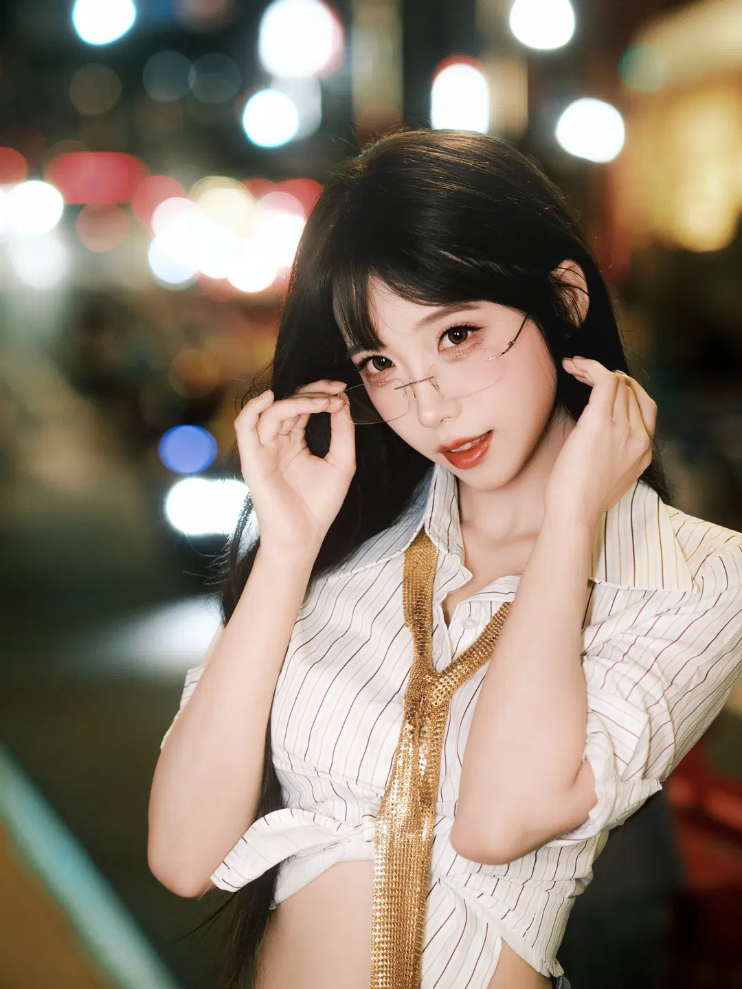外滩夜景与工业风交织的秘书制服主题写真 - 北面色影 - 第11张