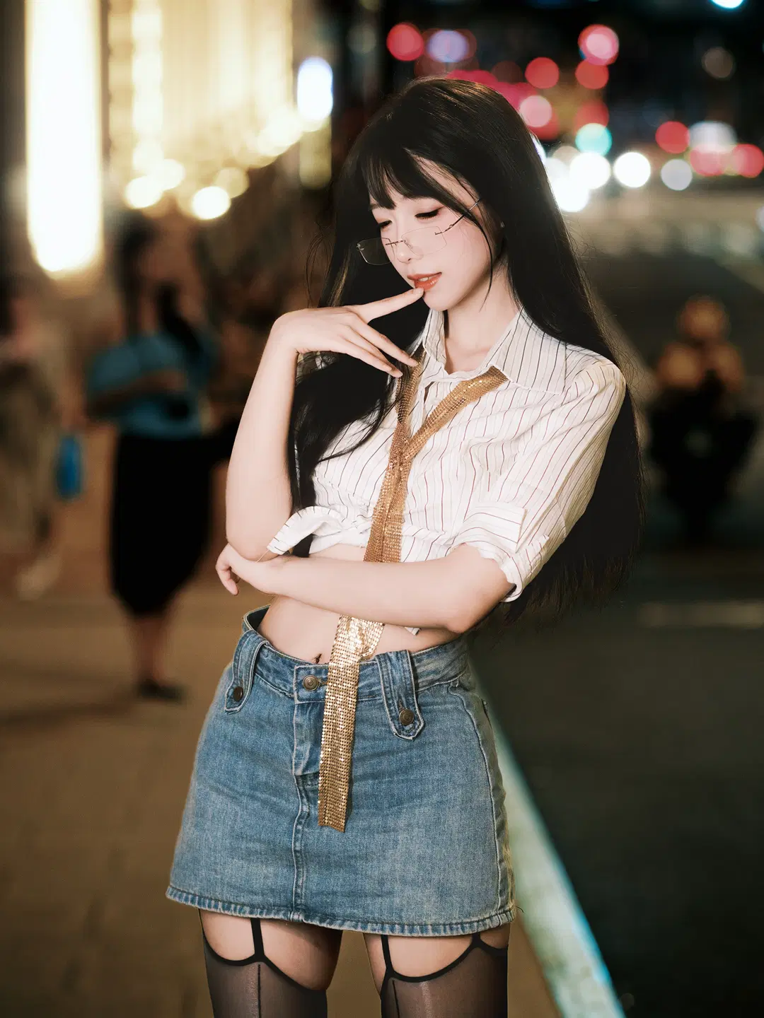 外滩夜景与工业风交织的秘书制服主题写真 - 北面色影 - 第6张