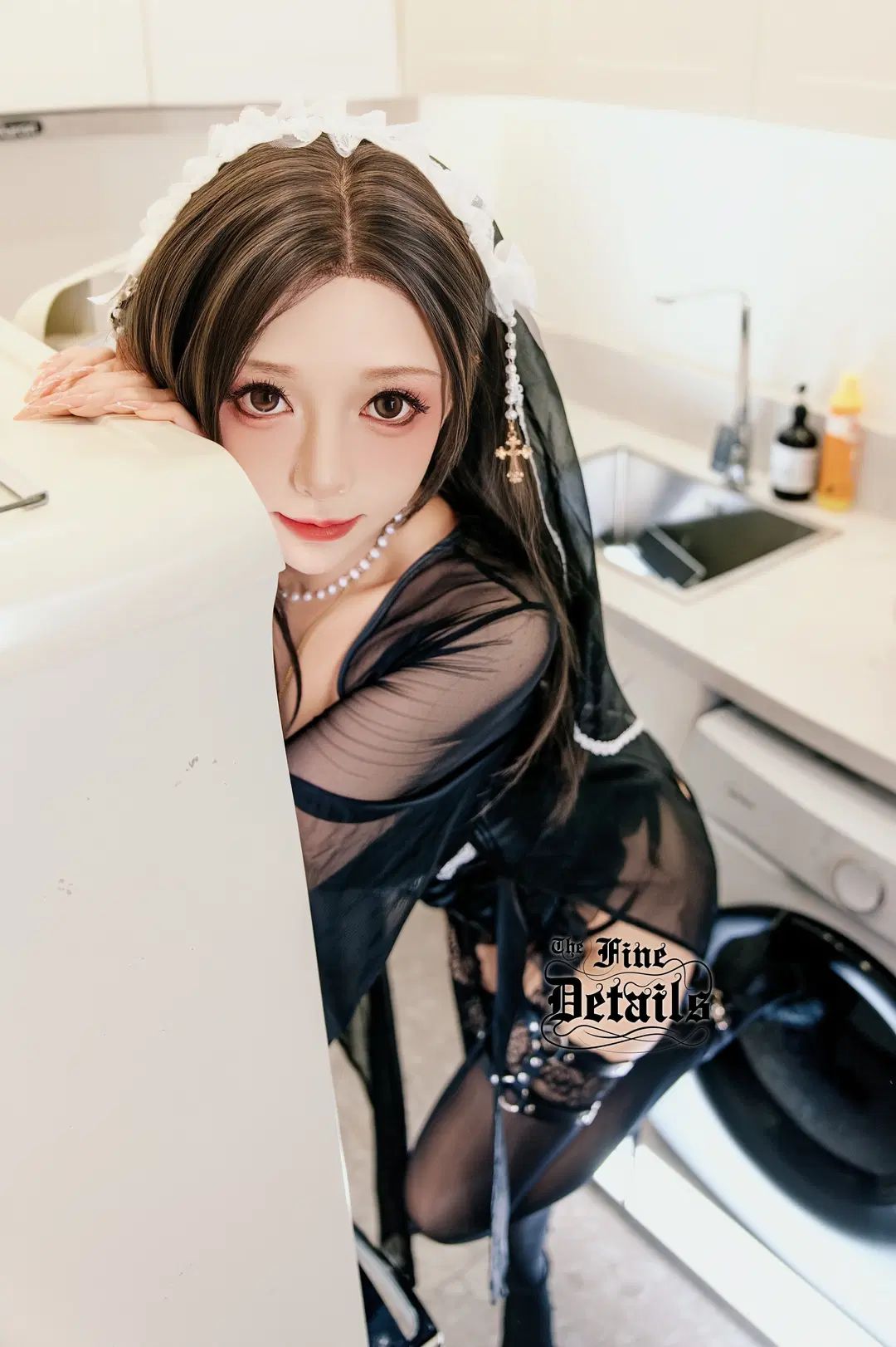 Dark Nun Style Look: The Mysterious Allure of Black and Gold by 北面色影 - Image 9