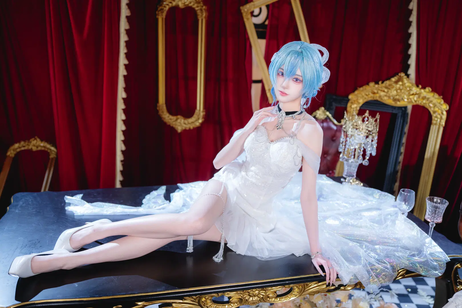 鳴潮, 守岸人cos, 二次元cosplay, 鳴樂之時, 白紗裙寫真