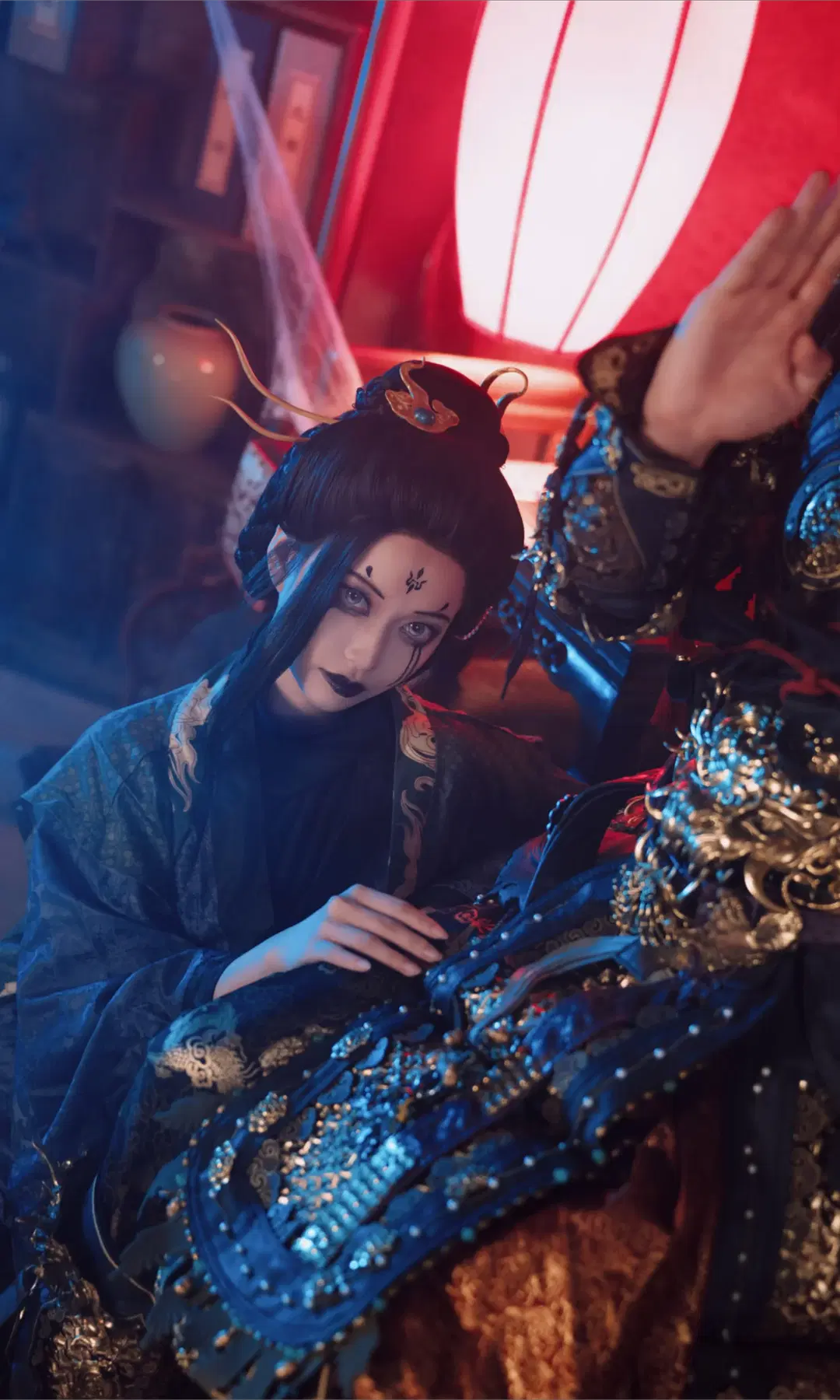 Black Myth: Wukong cosplay: Collision of dark ancient style styling and red-gold ambiance by TimeAfterTime_ - Image 10
