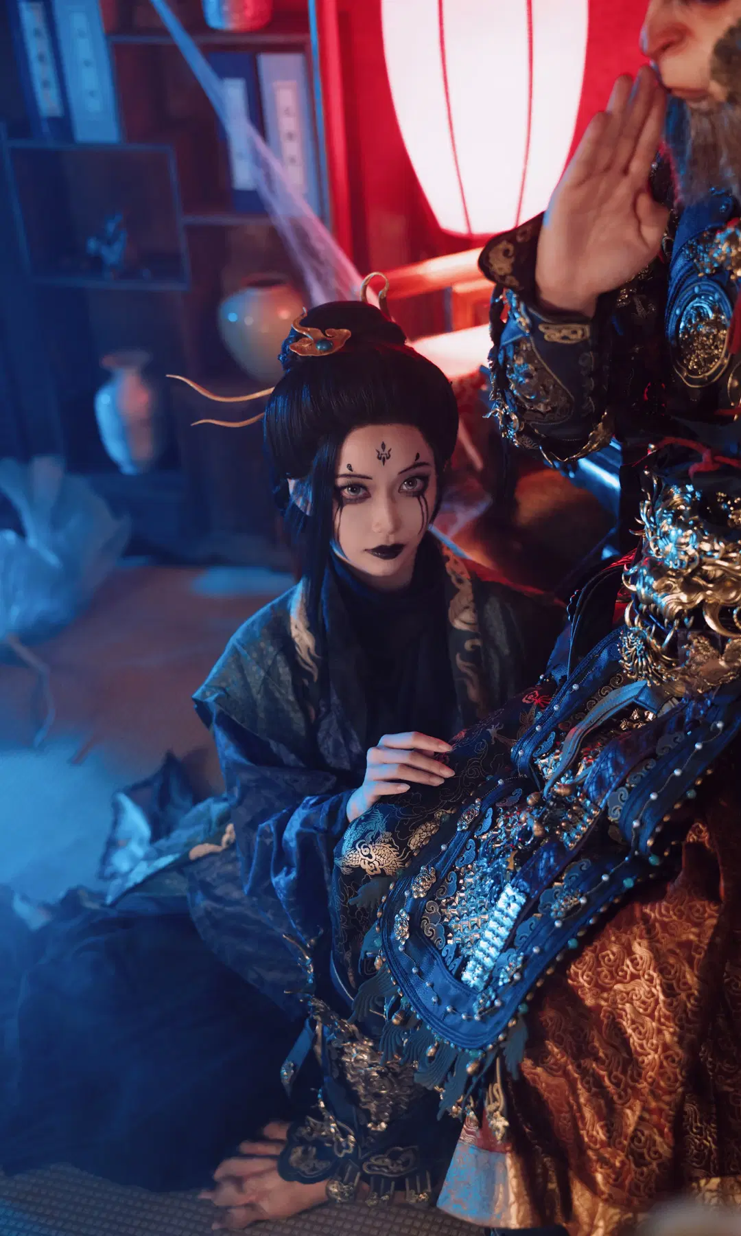 Black Myth: Wukong cosplay: Collision of dark ancient style styling and red-gold ambiance by TimeAfterTime_ - Image 8