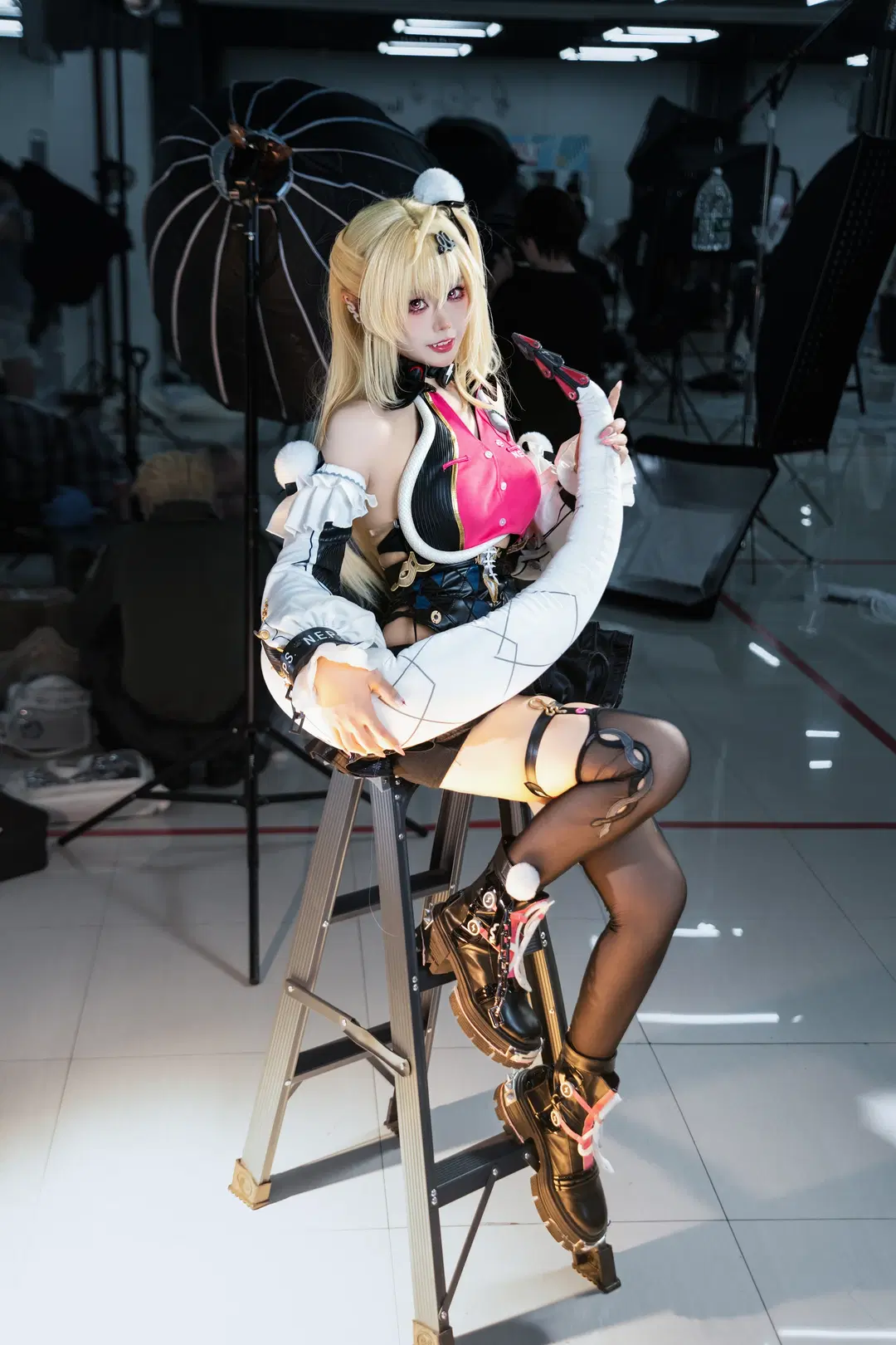 绝区零, 希希芙cos, 漫展场照, cosplay摄影, 丝袜