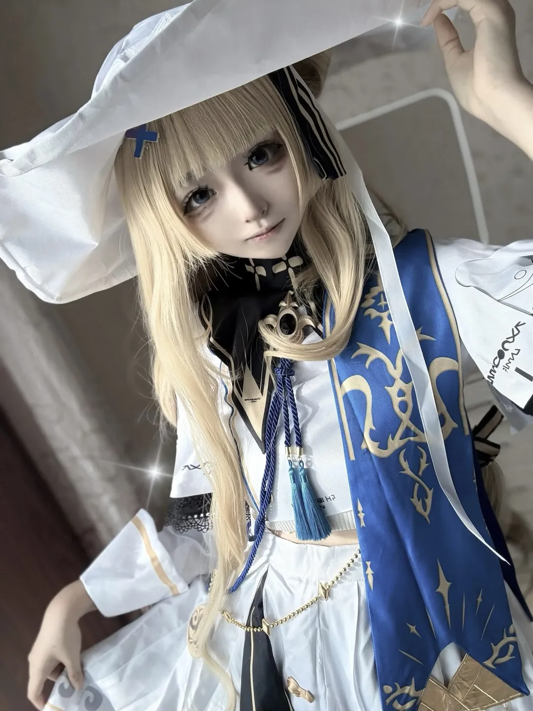 菲比cos, 鸣潮, 二次元, cosplay, 服装细节