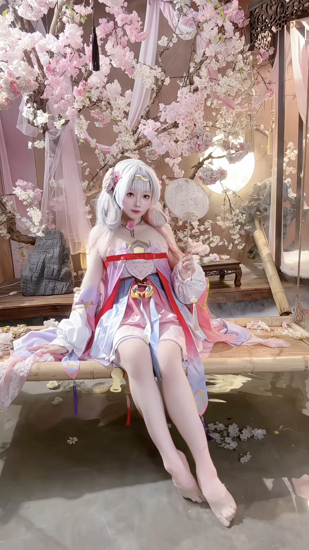 Wuthering Waves, Anime cosplay, Jinhsi cosplay, Wuthering Waves cosplay, Traditional style cherry blossom photoshoot