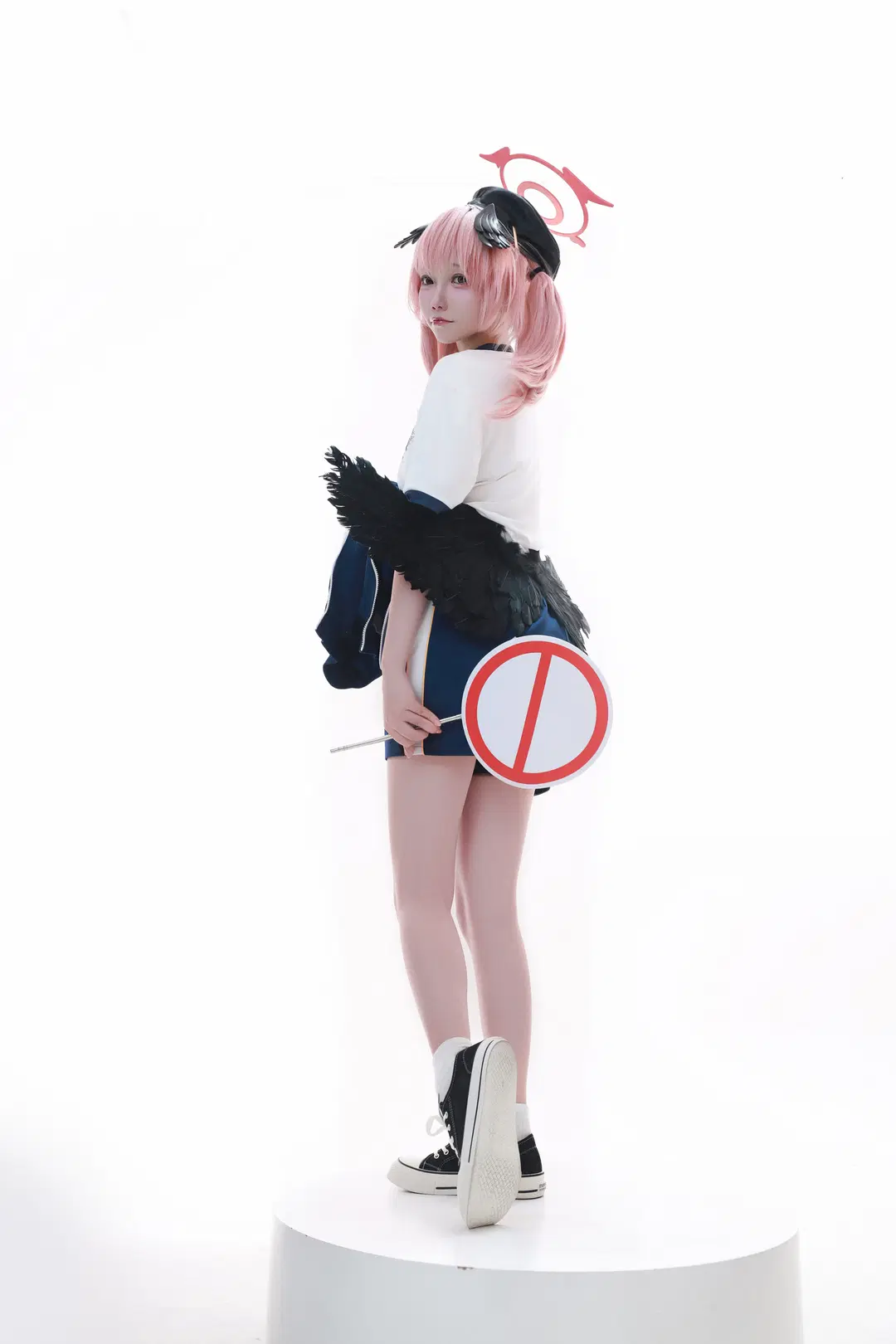 蔚蓝档案, 下江小春cos, 白棚摄影, 体操服cos, cosplay姿势
