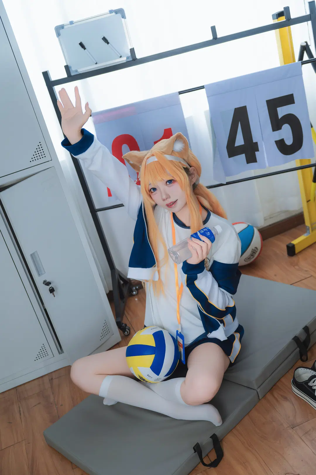 【Iochi Mari cosplay】Blue Archive: Gymnastics Uniform Shooting Record in Campus Style by 一只豆沙团子 - Image 3