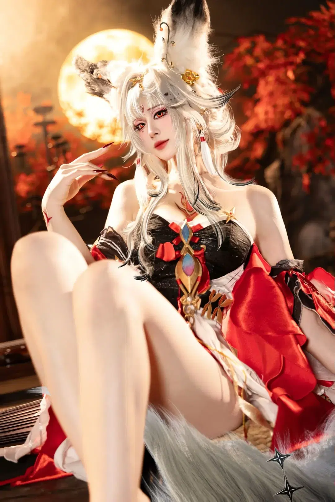 【心月狐コスプレ】鳴潮 月明かりに揺れる狐影 - 青空（棚拍版） - 2枚目