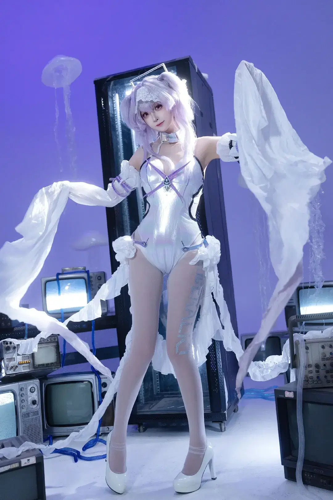 【莉贝雷利奥cos】nikke 胜利女神nikke 的赛博朋克风拍摄 - 青空（棚拍版） - 第3张
