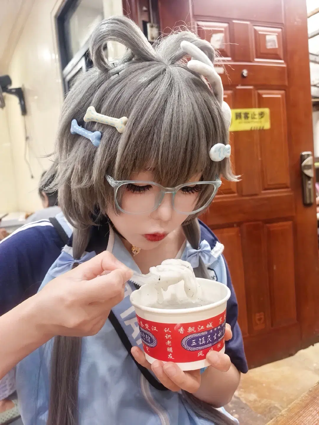 Luo Tianyi cosplay: Wuhan Day Trip, Wuhan Breakfast and Yellow Crane Tower Check-in by 元素素素素 - Image 2