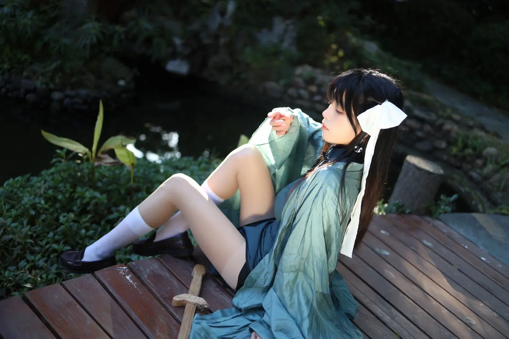 【薬指 コスプレ】『薬指』水辺の石彫を彩るお札と白ストッキング - 三無人型 - 5枚目