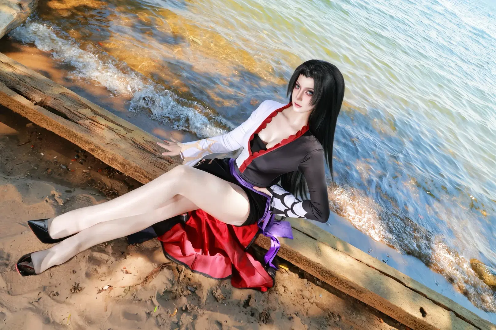 【女帝汉库克cos】海贼王女帝汉库克的户外拍摄记录 - 尤色拉 - 第2张