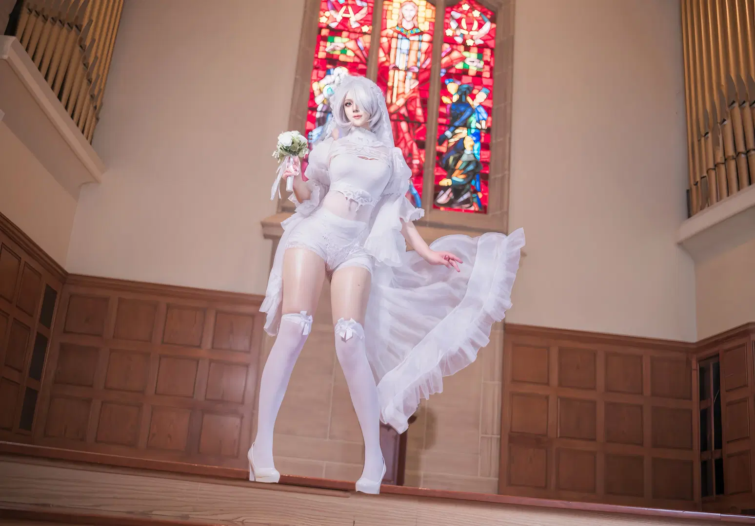 【2B 白花嫁コスプレ】『ニーア オートマタ』ステンドグラスに佇む純白の情景 - 尤色拉 - 2枚目