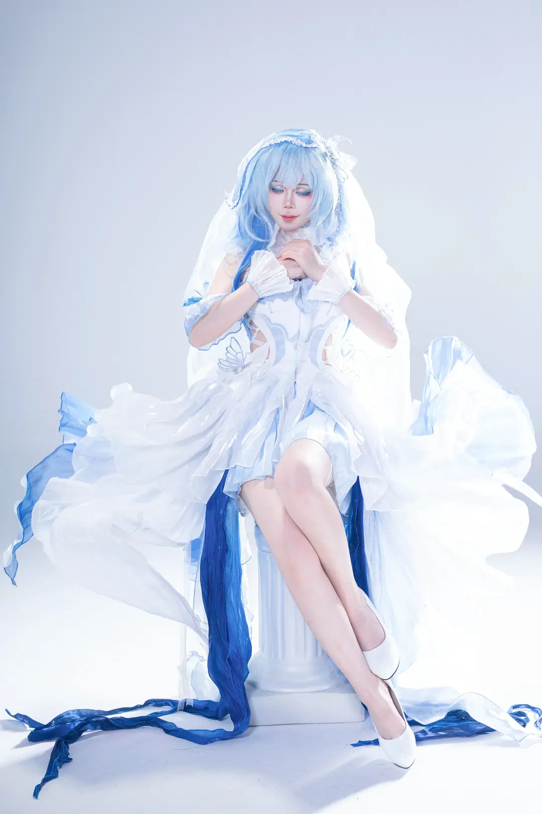 【守岸人cos】鳴潮花嫁月潮星紗，沒有後勤也能自己甩裙襬出片 - 是菱沫沫吖 - 第10張
