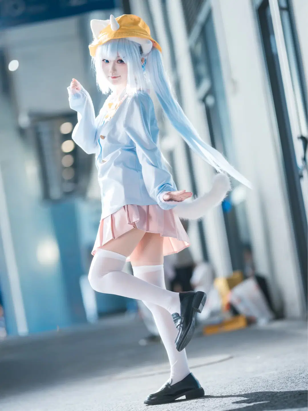 【釘宮妮妮コスプレ】VTuberの軽やかな青白ツインテールを完全再現 - 墨墨漓 - 4枚目