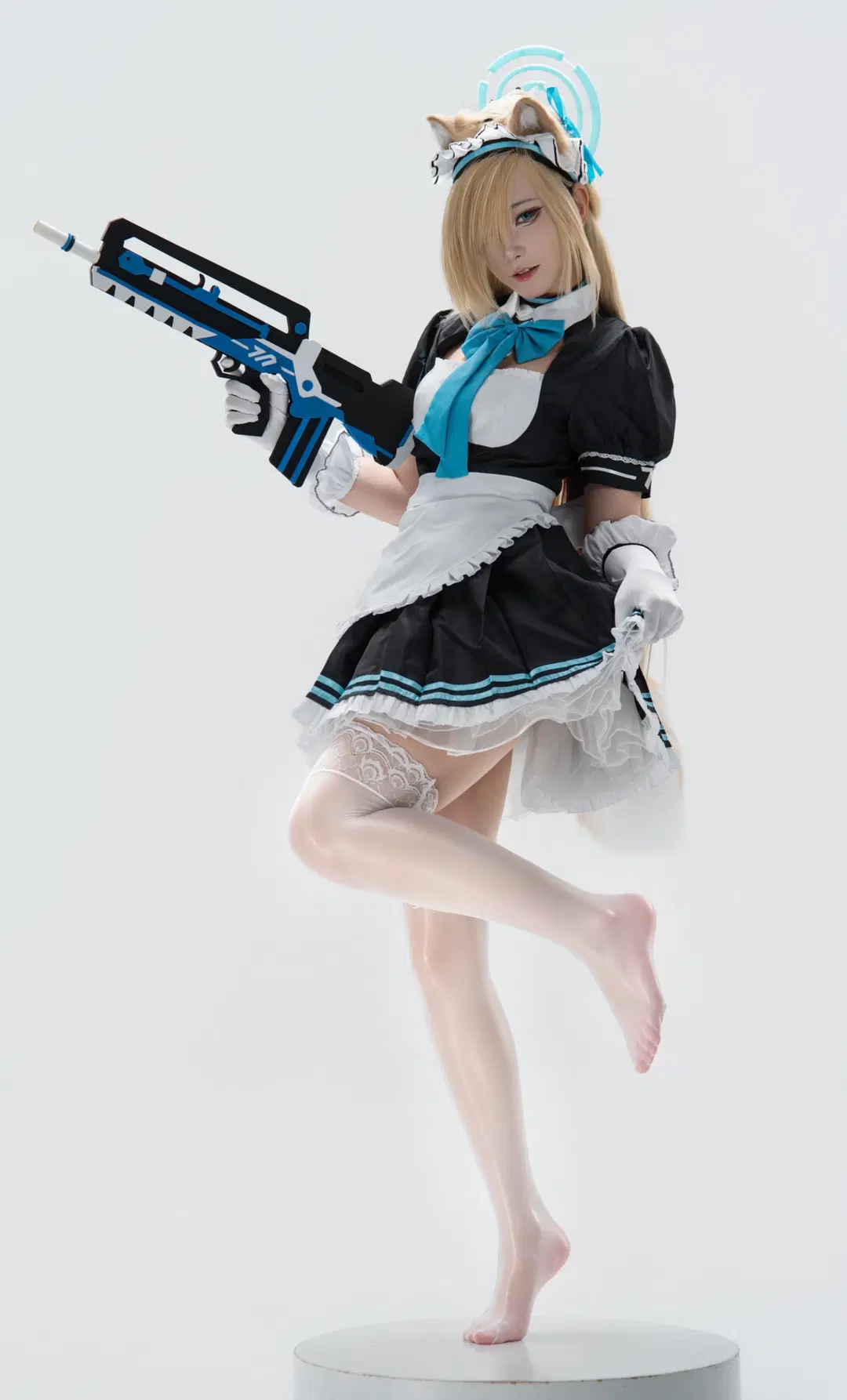 ブルーアーカイブ, 二次元コスプレ, 一之瀬アスナ コスプレ, 白ストッキング, 大型犬系