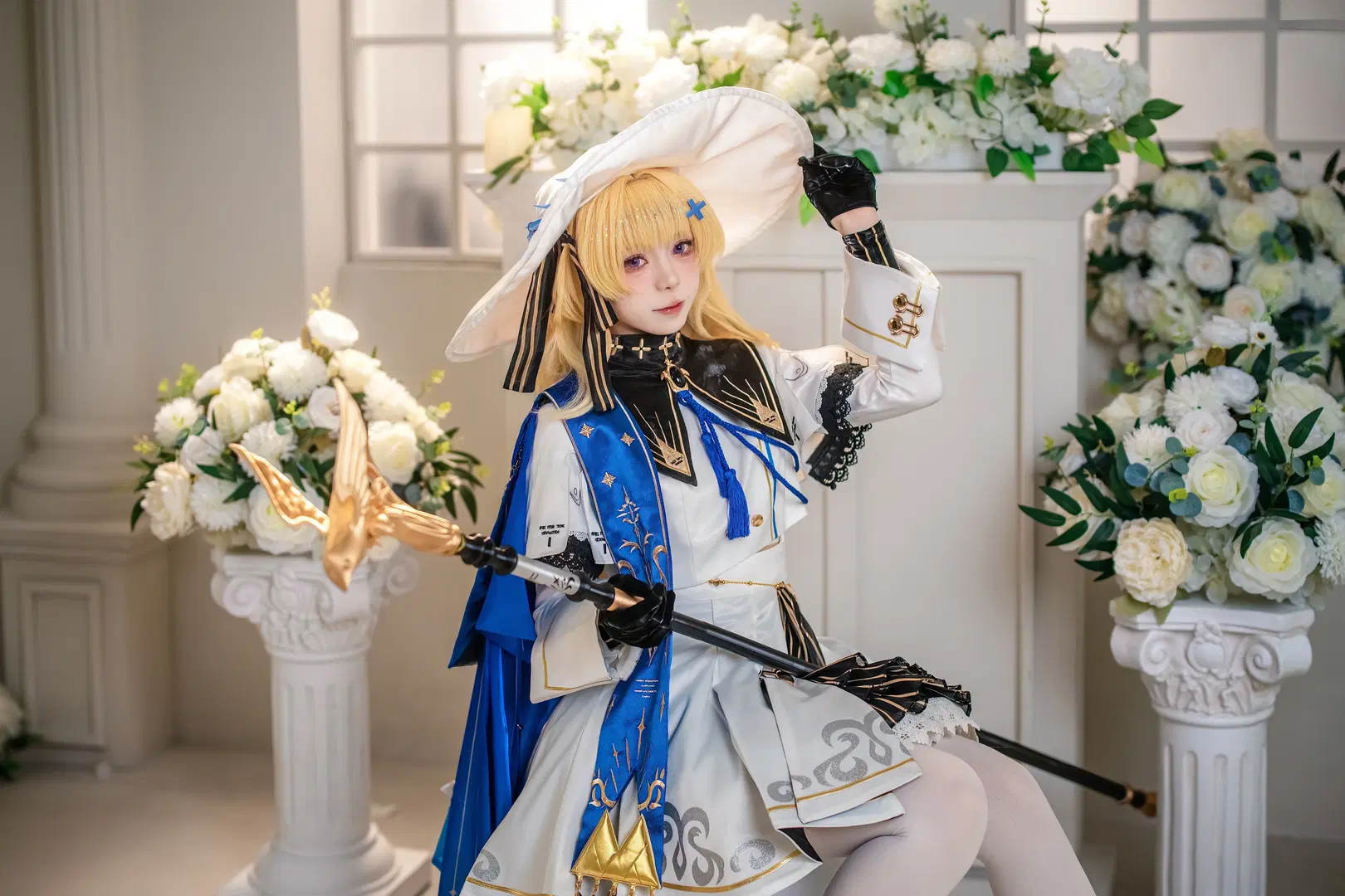 【菲比cos】鸣潮菲比，白蓝金配色与魔法书的优雅碰撞 - 金桻 - 第8张